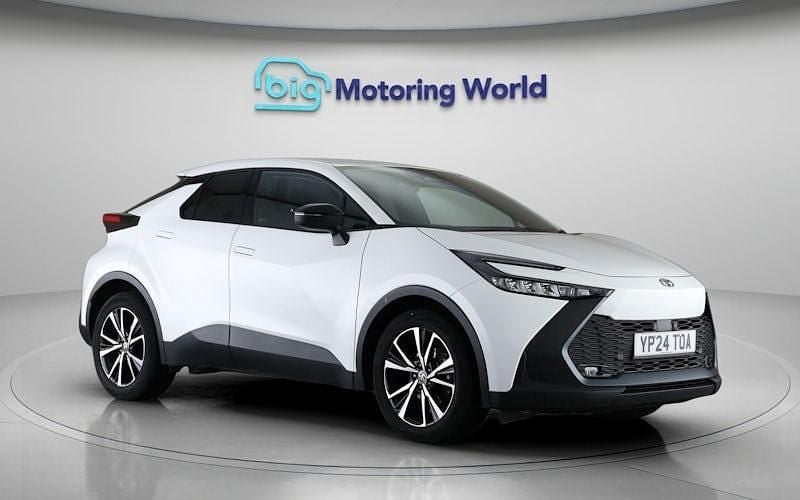 Used Toyota C-HR Design 140 HP (102 kW) 2026 SUV