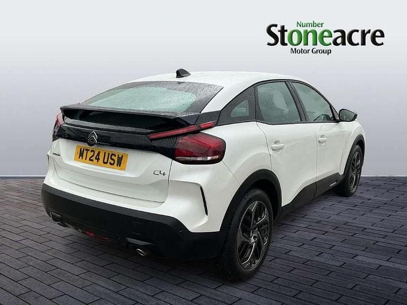 Used Citroën C4 PureTech 130 HP (95 kW) 2024 White SUV