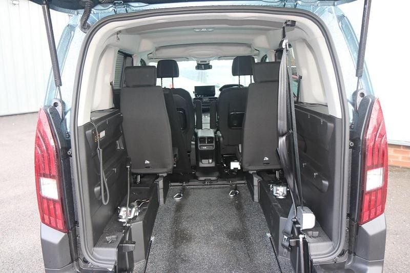 Used Peugeot Rifter Allure 2025 Blue MPV