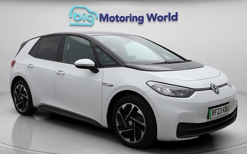 Used 2021 VW ID.3 Pro Performance Hatchback | £17,400 (Fair price) - Image 1/4