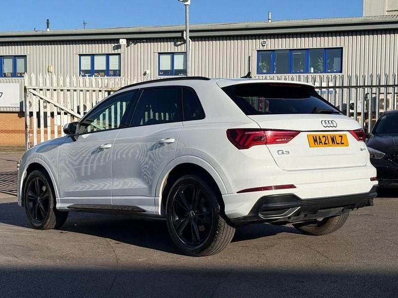 Begagnad Audi Q3 S-Line 150 HK (110 kW) 2021 Vit SUV
