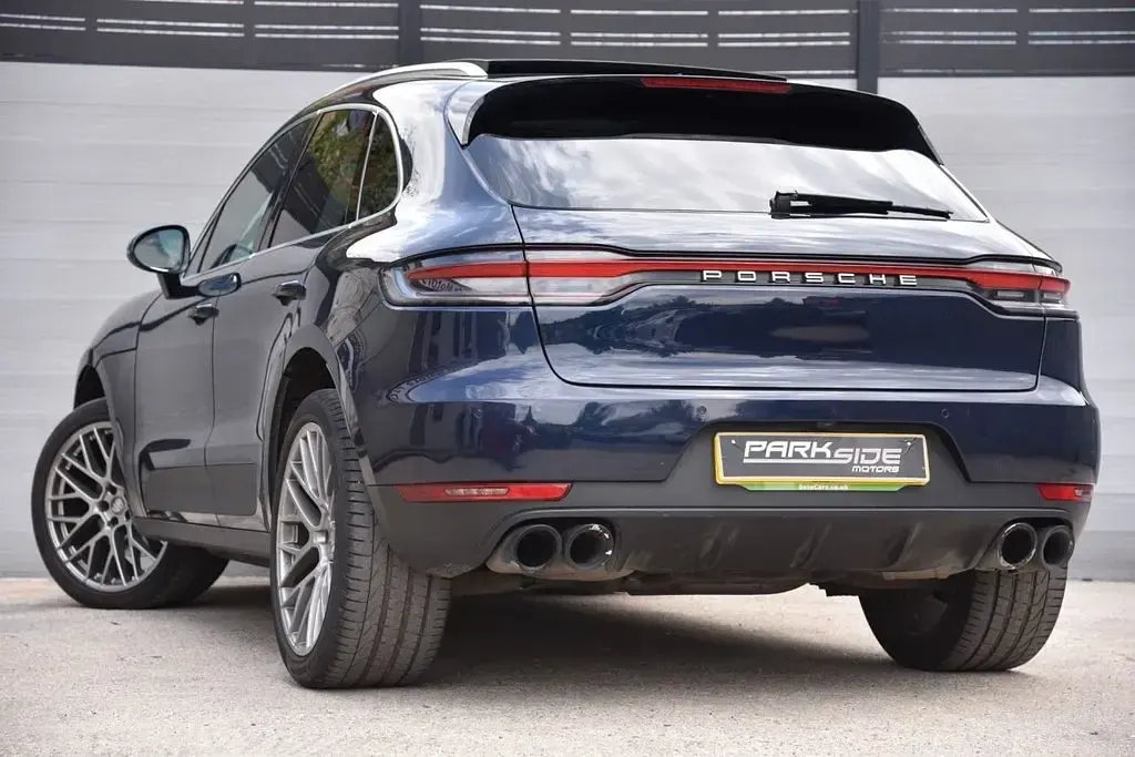 Used Porsche Macan 354 HP (260 kW) 2019 Blue SUV