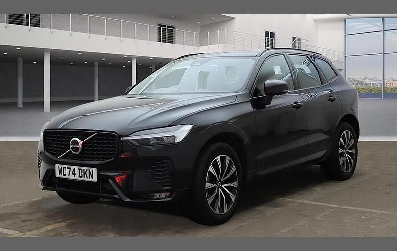 Used Volvo XC60 Plus 250 HP (183 kW) 2024 Onyx black SUV