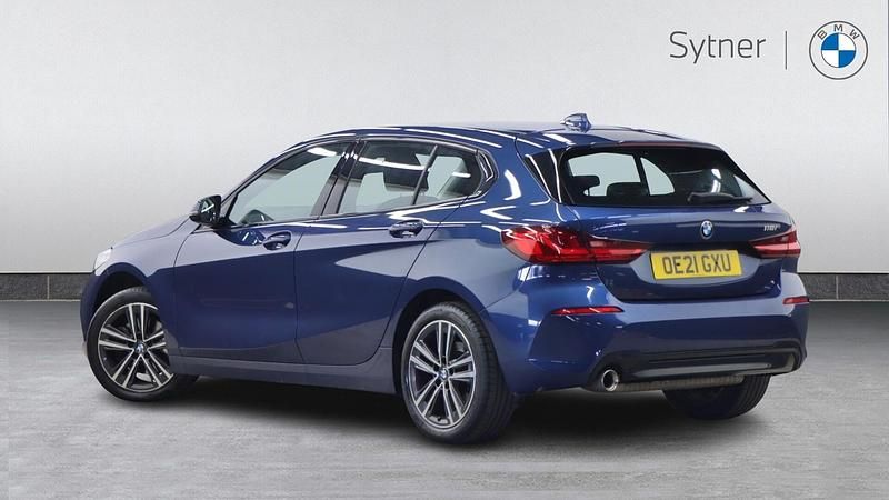 Used BMW 118 Sport Line 136 HP (100 kW) 2021 Blue Hatchback