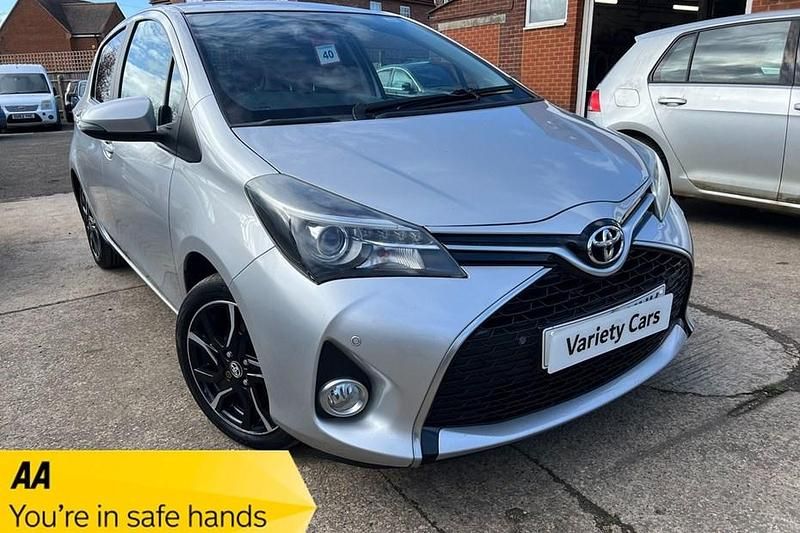 Used Toyota Yaris Design 99 HP (72 kW) 2016