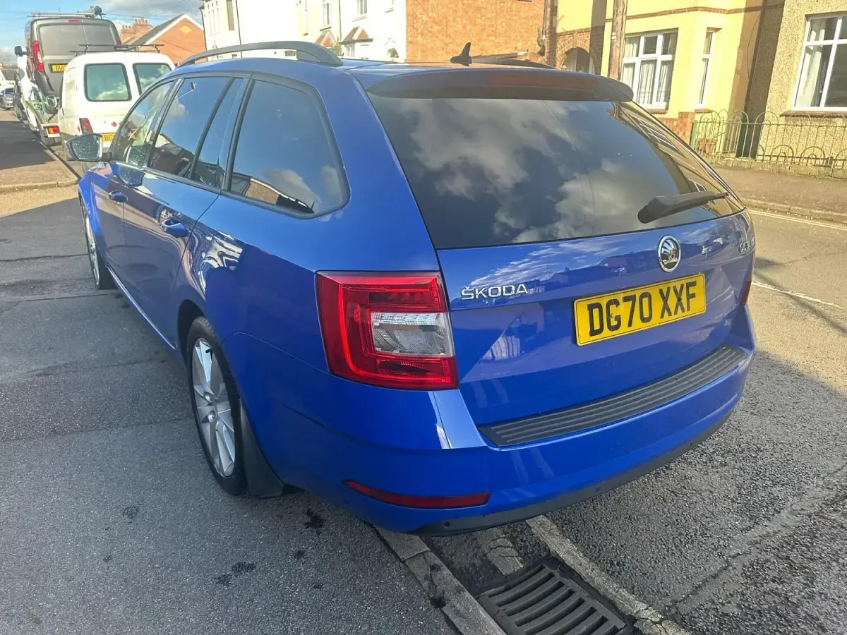 Used Skoda Octavia SE L 150 HP (110 kW) 2020 Blue Estate