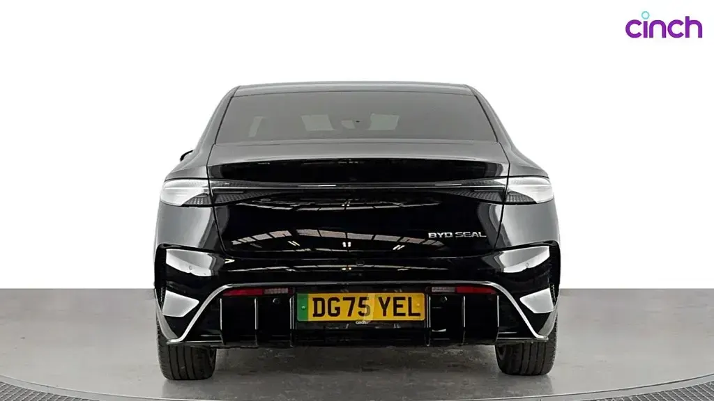 Used BYD Seal Design 230 kW (313 HP) 2025 Sedan