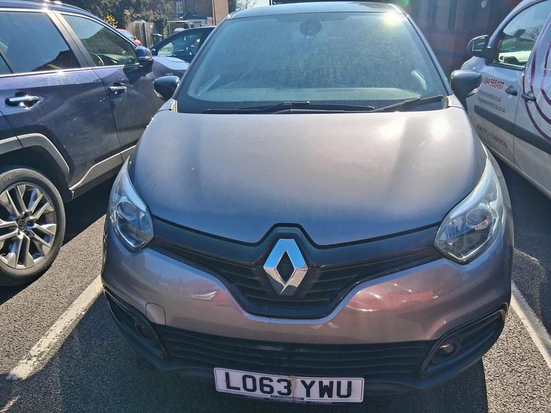 Second-hand Renault Captur Dynamique 90 CP (66 kW) 2014 Gri SUV