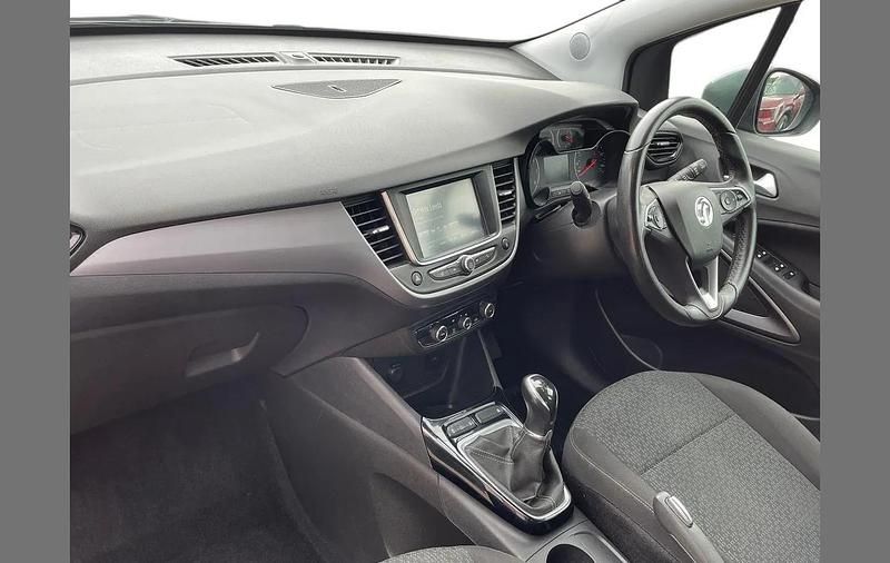 Used Vauxhall Crossland X 80 HP (58 kW) 2018 Grey SUV
