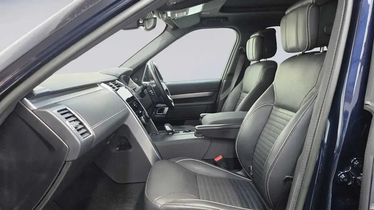 Used Land Rover Discovery HSE Dynamic 2022 Portofino blue SUV