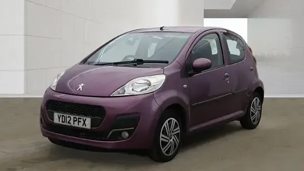 Used Peugeot 107 Active 68 HP (50 kW) 2012 Mauve/purple Hatchback
