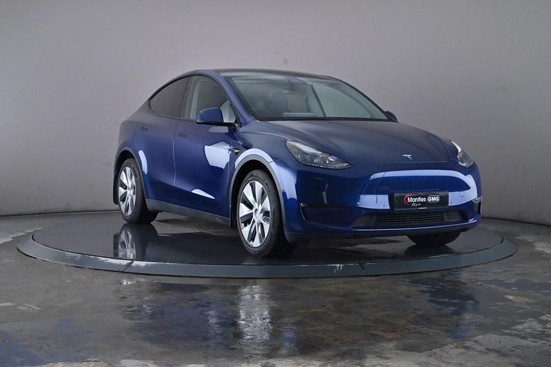 Blue Used 2022 Tesla Model Y Long Range AWD SUV | £20,995 (Fair price) - Image 1/2