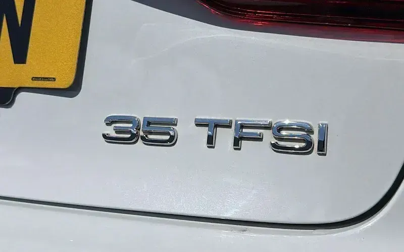 Used Audi A3 S-Line 150 HP (110 kW) 2019 White Sedan