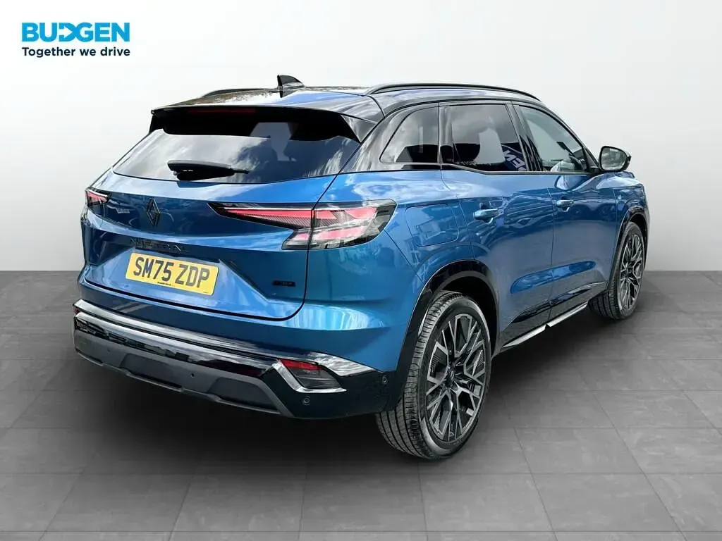 Used Renault Austral Techno Esprit Alpine 200 HP (147 kW) 2026 Blue/black SUV