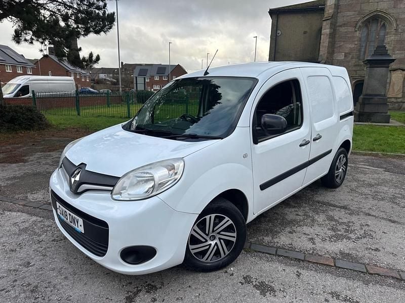 Used Renault Kangoo Business 90 HP (66 kW) 2018 White Van