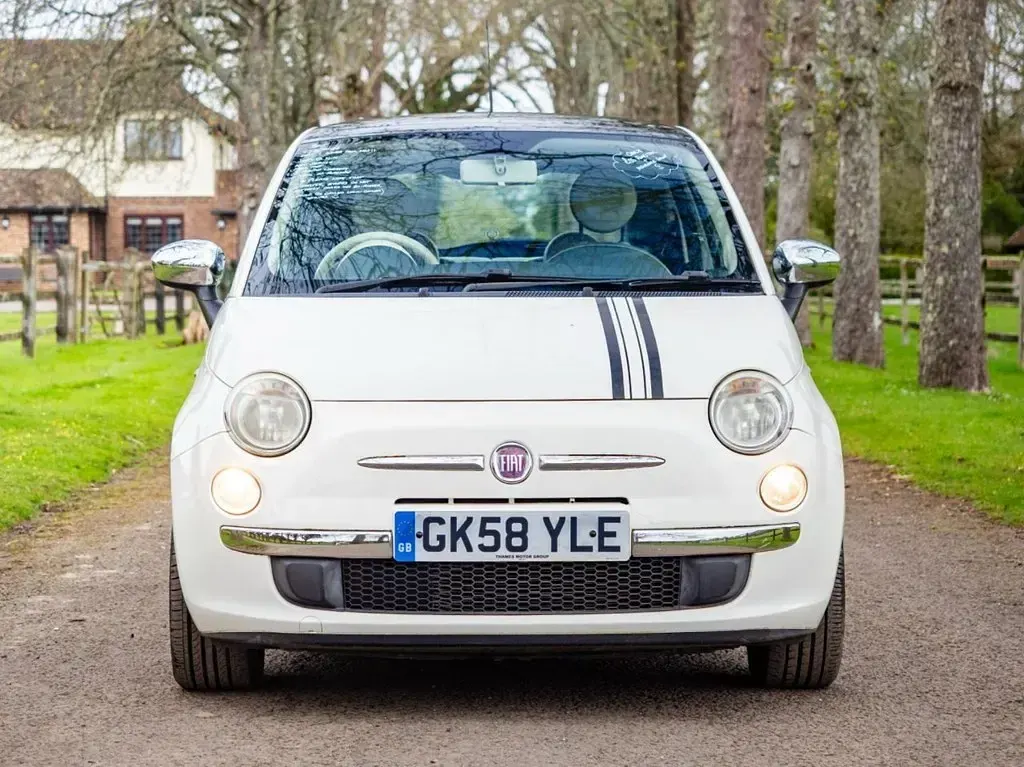 Usado Fiat 500 Lounge 69 HP (50 kW) 2008 Branco Citadino