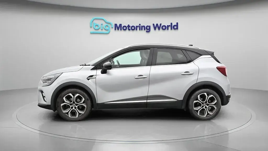 Used Renault Captur Techno 145 HP (106 kW) 2023 Grey SUV