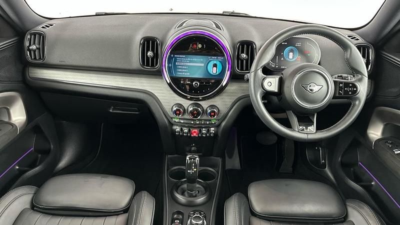 Używany Mini Cooper Countryman Exclusive 134 KM (98 kW) 2023 Czarny SUV