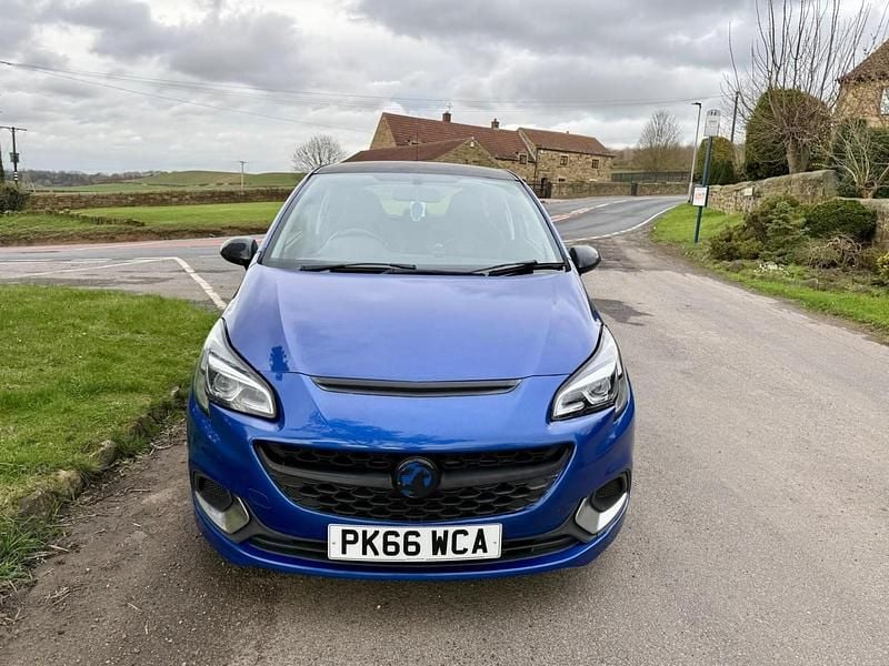 Second-hand Vauxhall Corsa 205 CP (150 kW) 2016 Albastru Hatchback