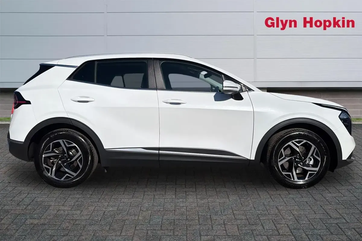 Used Kia Sportage 157 HP (115 kW) 2025 White SUV