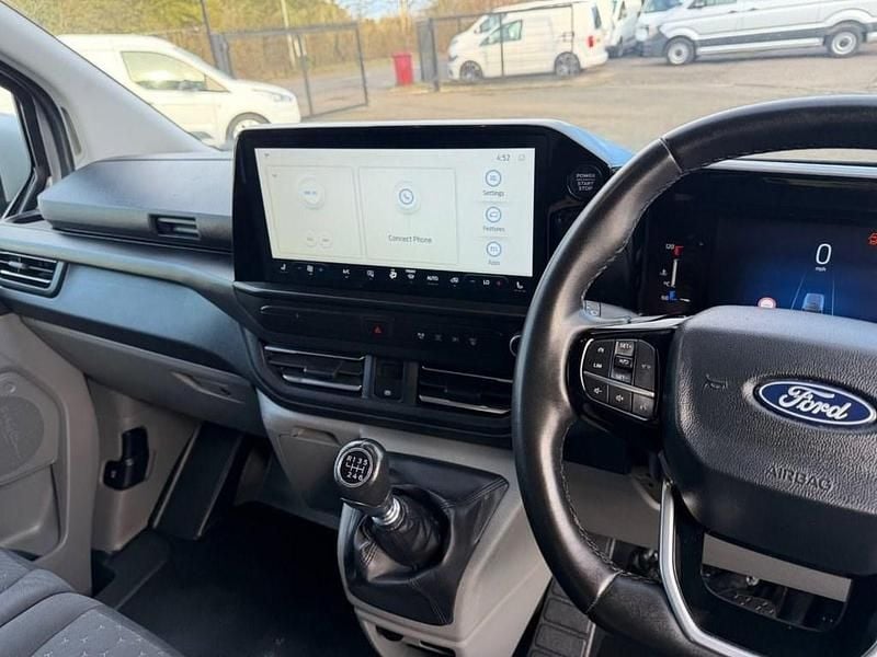 Used Ford Transit Custom Limited 136 HP (100 kW) 2024 Silver Van