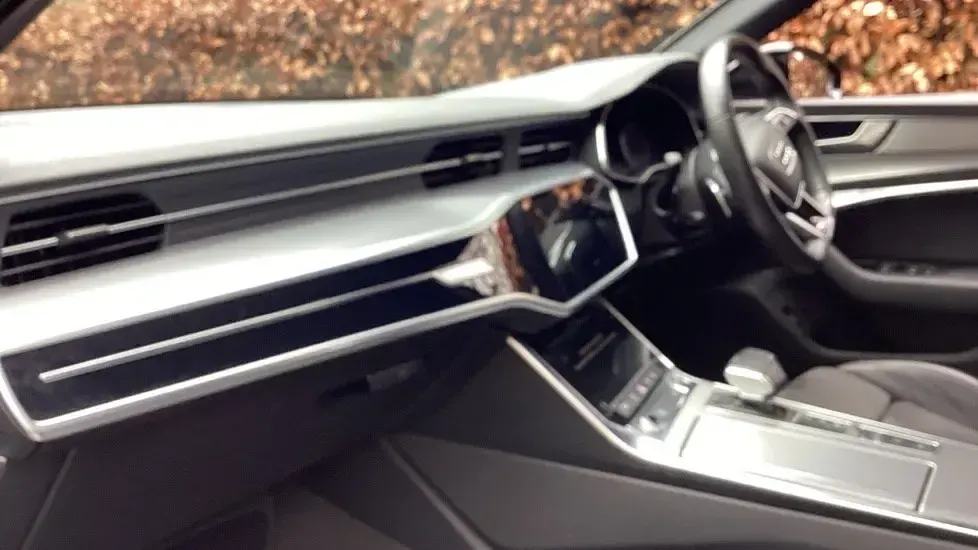Usado Audi A6 Black Edition 2021 Preto Carrinha