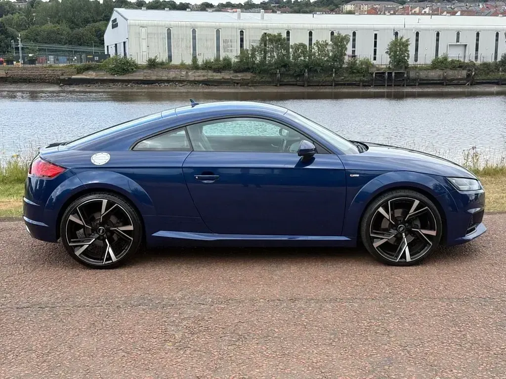 Used Audi TT S-Line 230 HP (169 kW) 2017 Blue Coupe
