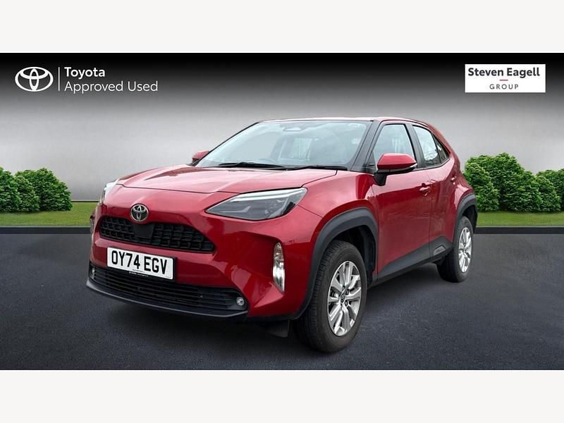 Used Toyota Yaris Hybrid 2024 Red Hatchback