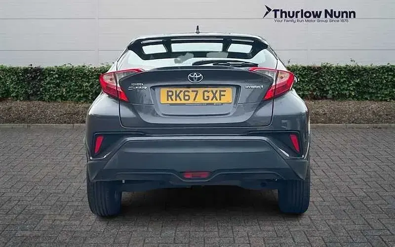 Used Toyota C-HR 122 HP (89 kW) 2019 SUV