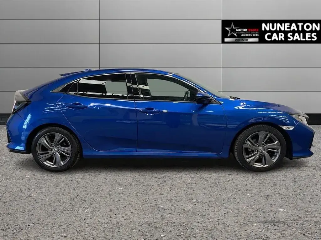 Used Honda Civic SR 126 HP (92 kW) 2019 Blue Hatchback