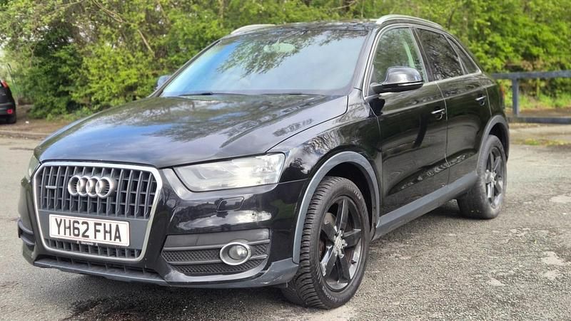 Używany Audi Q3 2012 Czarny SUV