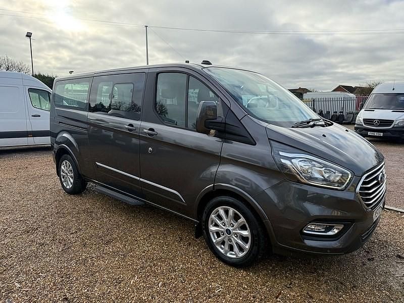 Grey Used 2022 Ford Tourneo Titanium MPV | £19,950 (Good price) - Image 1/4