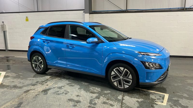 Blue Used 2021 Hyundai Kona Premium SUV | £13,277 (Good price) - Image 1/4