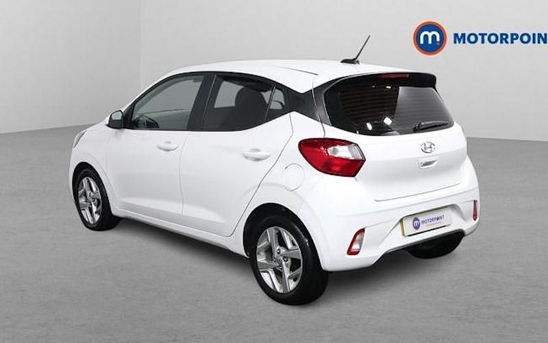 Usado Hyundai i10 SE 84 HP (61 kW) 2022 Branco Citadino