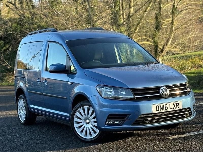 Used VW Caddy Life 102 HP (75 kW) 2016 Blue MPV
