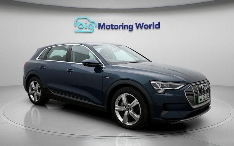 Used Audi e-tron 300 kW (408 HP) 2022 Blue SUV