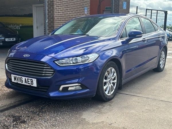 Blue Used 2016 Ford Mondeo Zetec Hatchback | £6,000 (Fair price) - Image 1/1