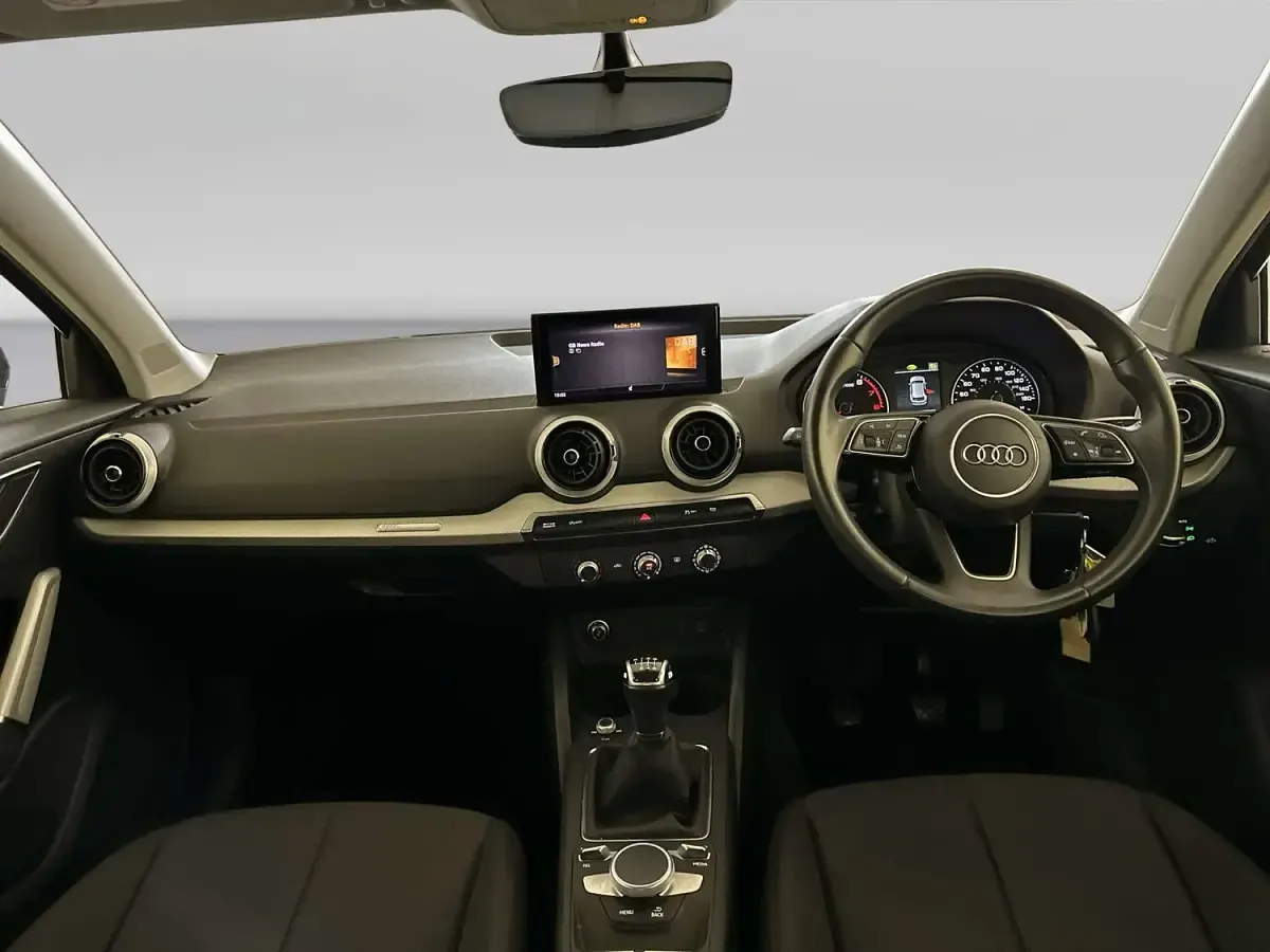 Used Audi Q2 Advanced 110 HP (80 kW) 2021 Grey SUV