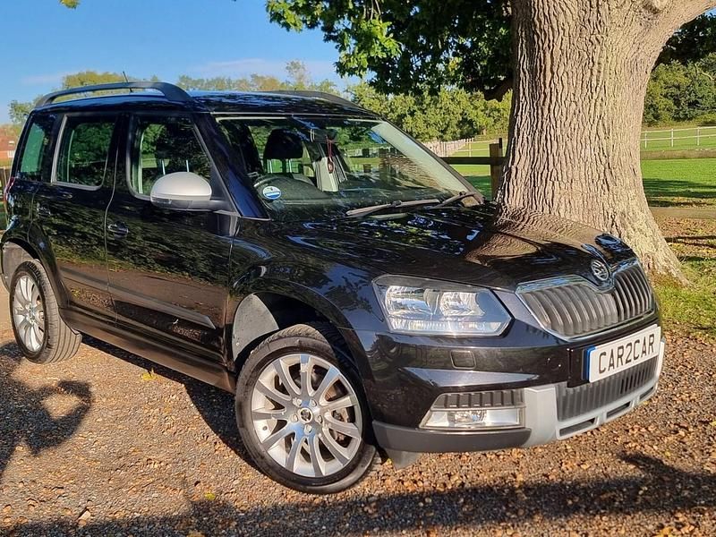 Black Used 2015 Skoda Yeti SE SUV | £8,990 (Good price) - Image 1/4