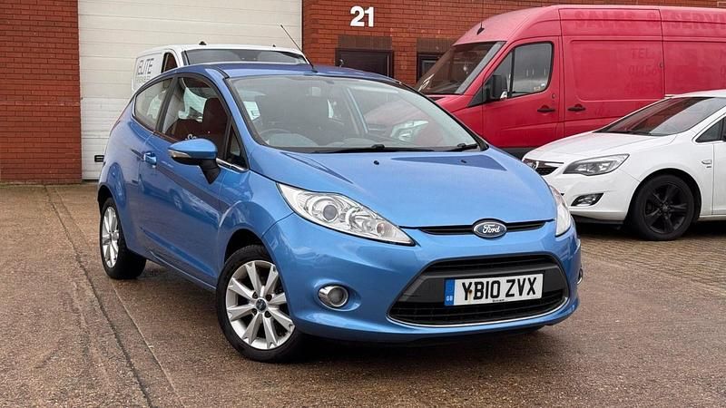 Used Ford Fiesta Zetec 82 HP (60 kW) 2010 Blue Hatchback