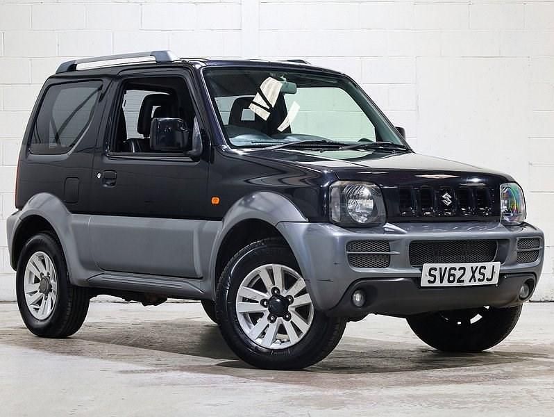 Used Suzuki Jimny SZ4 83 HP (61 kW) 2012 Black SUV