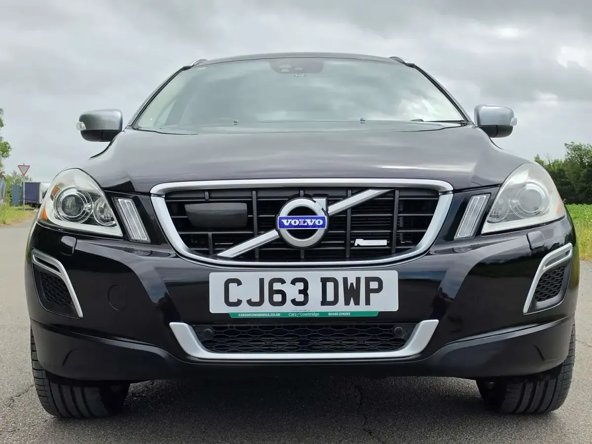 Used Volvo XC60 R-Design 2013 Black SUV