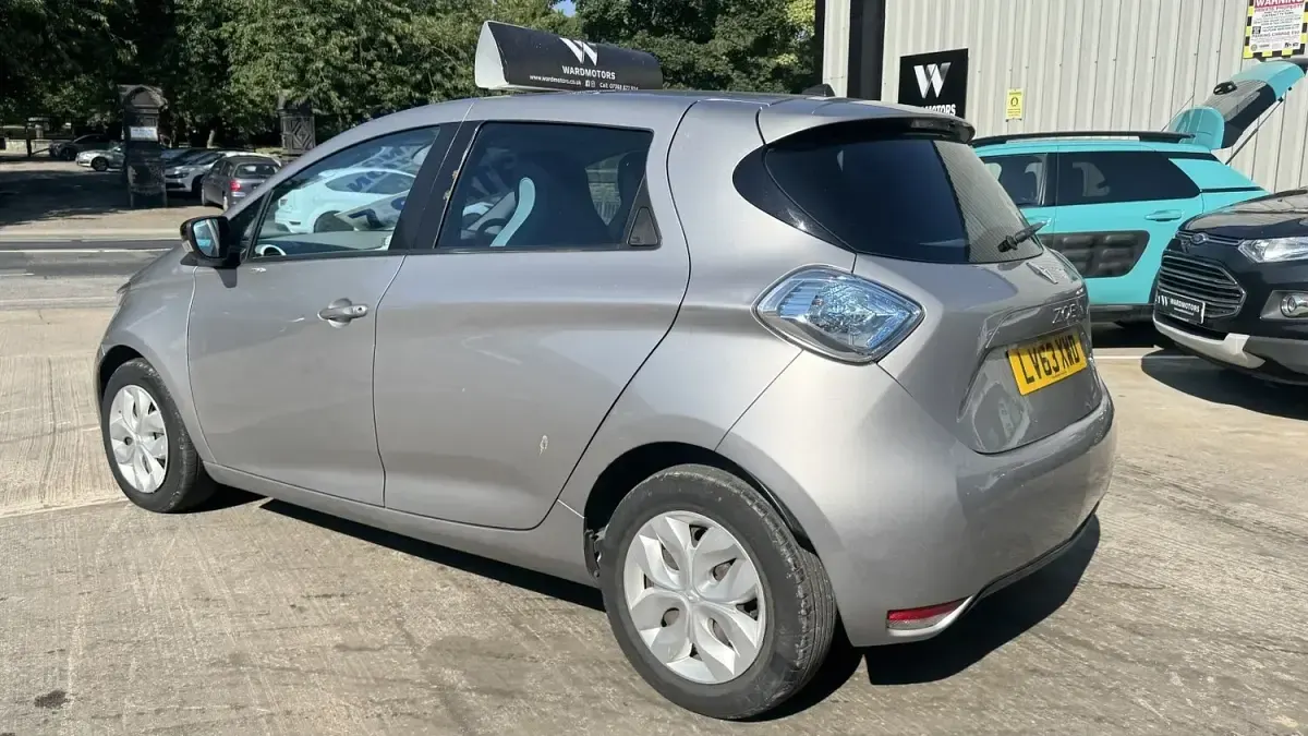 Used Renault Zoe Expression 22 kW (30 HP) 2013 Grey Hatchback