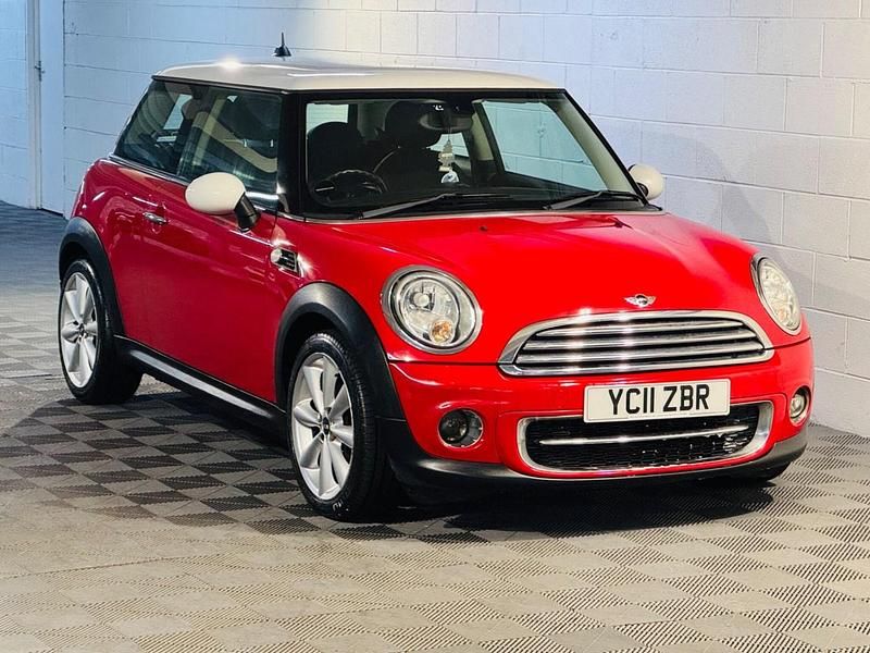 Red Used 2011 Mini Cooper D Hatch Hatchback | £1,989 (Super price) - Image 1/4