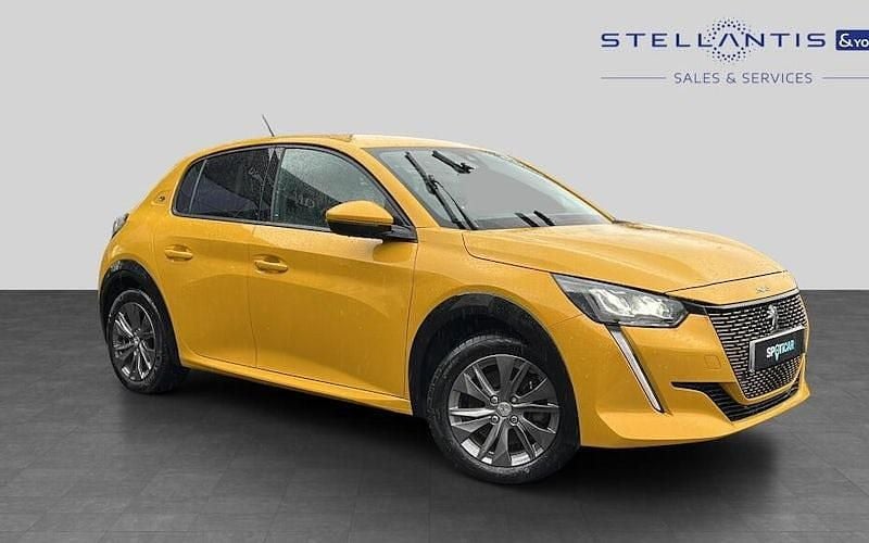 Used Peugeot e-208 Allure 100 kW (136 HP) 2021 Hatchback