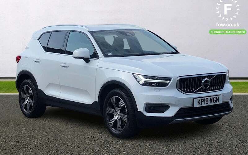 Used 2021 Volvo XC40 Inscription SUV | £19,099 (Good price) - Image 1/3