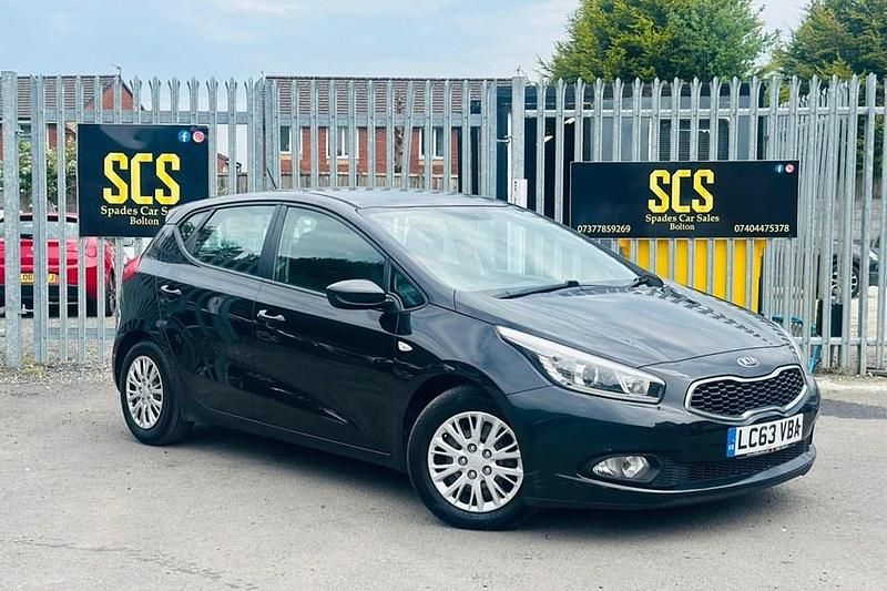 Black Used 2014 Kia Ceed 2 Hatchback | £2,195 (Good price) - Image 1/1