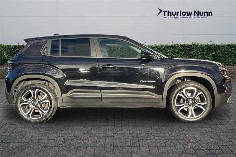 Used Jeep Avenger EV Summit 114 kW (156 HP) 2024 Black SUV