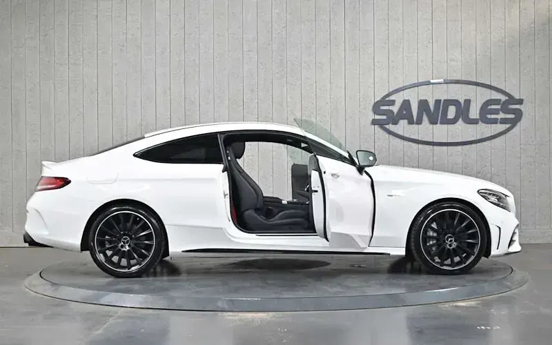 Used Mercedes C43 AMG AMG 390 HP (286 kW) 2021 White Coupe
