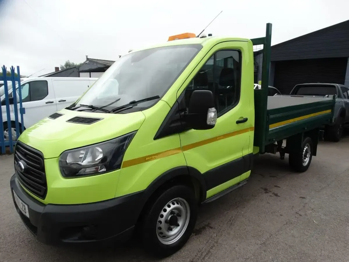 Begagnad Ford Transit 2018 Grön
